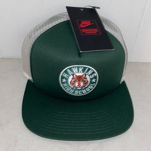 NIKE X STRANGER THINGS VTG SNAPBACK